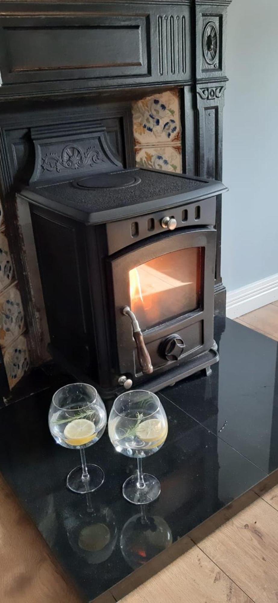 Clonbur House - Two Bedroom Village Apartment Galway Buitenkant foto
